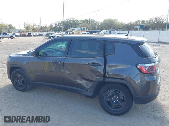 2018 Jeep Compass Sport with VIN 3C4NJCAB9JT133381, listed as a IAAI auction lot 41720816 with 26,584 mi miles. Bid and sale history available at carsss.com. Image 13.