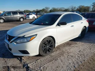 2017 Nissan Altima 2.5 SV with VIN 1N4AL3AP6HC216802, listed as a IAAI auction lot 41417171 with 111,474 mi miles. Bid and sale history available at carsss.com. Image 17.