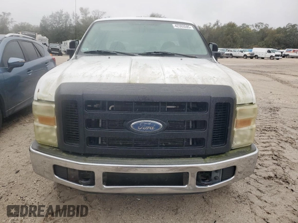 2008 Ford F-250 XL with VIN 1FTSX20558EB19852, listed as a Copart auction lot 42393595 with 213,258 mi miles and Clean title. Bid and sale history available at DreamBid. Image 5.