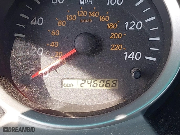 2005 Toyota Highlander with VIN JTEHD21A650033792, listed as a IAAI auction lot 41483617 with 246,068 mi miles. Bid and sale history available at carsss.com. Image 15.