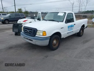 2005 Ford Ranger XL z VIN 1FTYR10U05PA57119, wystawiony jako IAAI lot #41537218 z przebiegiem 64 230 mil mil oraz . Historia ofert i sprzedaży dostępna na DreamBid. Obrazek 2.
