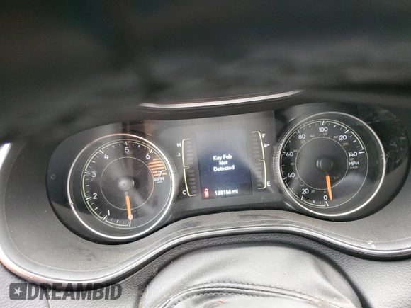 2021 Jeep Cherokee Latitude Plus with VIN 1C4PJLLB8MD112568, listed as a Copart auction lot 53832485 with 128,186 mi miles and Salvage title. Bid and sale history available at DreamBid. Image 9.