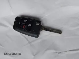 2019 Volkswagen Tiguan S с VIN 3VV1B7AX1KM062009, выставлен на аукционе IAAI как лот 42587119 с пробегом 57 836 миль миль и . История ставок и продаж доступна на DreamBid. Изображение 11.