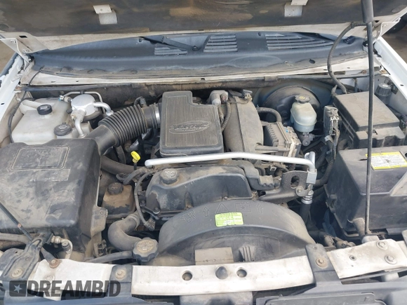 2005 GMC Envoy XL SLE with VIN 1GKET16S056151523, listed as a IAAI auction lot 42137483 with 189,778 mi miles. Bid and sale history available at carsss.com. Image 10.