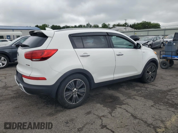 2015 Kia Sportage EX with VIN KNDPCCAC9F7692369, listed as a Copart auction lot 58847895 with 250,000 mi miles and Salvage title. Bid and sale history available at DreamBid. Image 3.