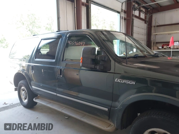 2003 Ford Excursion Limited with VIN 1FMSU43P13EC49035, listed as a IAAI auction lot 42546047 with 268,592 mi miles and . Bid and sale history available at DreamBid. Image 13.