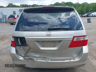 2006 Honda Odyssey EX-L z VIN 5FNRL38786B442374, wystawiony jako IAAI lot #42300958 z przebiegiem 338 841 mil mil oraz . Historia ofert i sprzedaży dostępna na DreamBid. Obrazek 17.