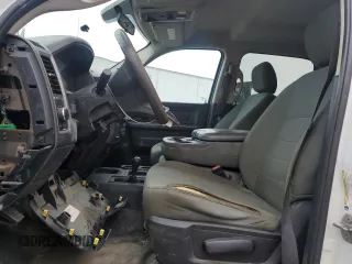 2018 Ram 2500 Tradesman with VIN 3C6UR5HJ4JG288501, listed as a Copart auction lot 52816565 with 128,905 mi miles and Clean title. Bid and sale history available at DreamBid. Image 7.