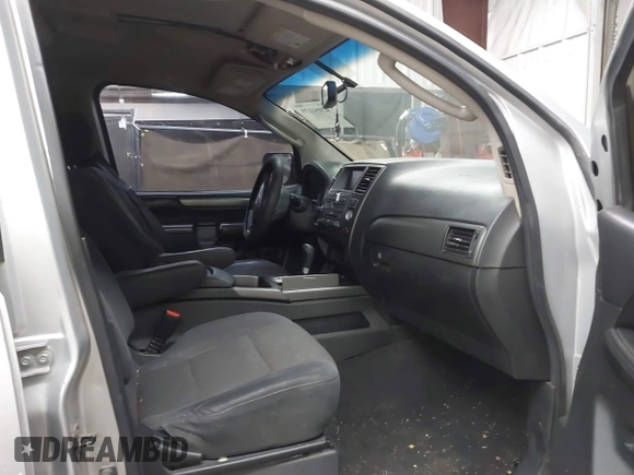 2008 Nissan Armada SE z VIN 5N1AA08C98N608867, wystawiony jako IAAI lot #42054139 z przebiegiem 214 433 mil mil oraz . Historia ofert i sprzedaży dostępna na DreamBid. Obrazek 5.