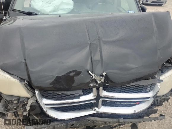 2013 Dodge Grand Caravan SXT with VIN 2C4RDGCG9DR618975, listed as a Copart auction lot 51378005 with 145,373 mi miles and Salvage Title. Bid and sale history available at DreamBid. Image 13.