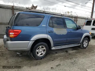 2001 Toyota Sequoia SR5 with VIN 5TDZT34A01S036742, listed as a Copart auction lot 54757775 with 211,363 mi miles and Clean Title. Bid and sale history available at carsss.com. Image 3.