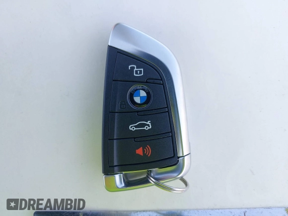 2023 BMW 4 Series z VIN WBS63AZ00PCL29096, wystawiony jako IAAI lot #41944007 z przebiegiem 2 988 mil mil oraz . Historia ofert i sprzedaży dostępna na DreamBid. Obrazek 11.