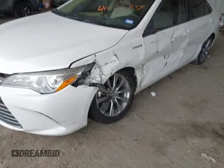 2017 Toyota Camry Hybrid LE with VIN 4T1BD1FKXHU218247, listed as a IAAI auction lot 41625337 with 72,040 mi miles. Bid and sale history available at carsss.com. Image 6.
