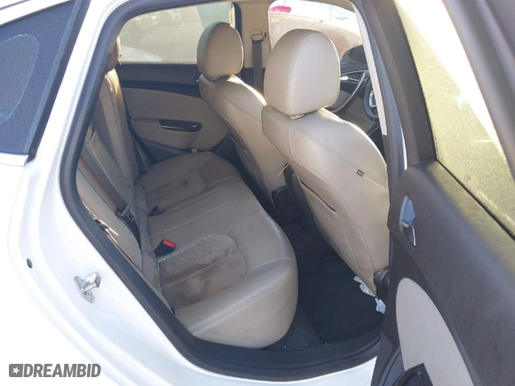 2016 Buick Verano Sport Touring with VIN 1G4PW5SK1G4165787, listed as a IAAI auction lot 40498964 with 157,000 mi miles. Bid and sale history available at carsss.com. Image 8.