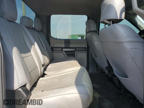 2017 Ford F-250 Lariat z VIN 1FT7W2BT5HEE85024, wystawiony jako Copart lot #53636085 z przebiegiem 137 391 mil mil oraz Szkoda całkowita • Salvage title. Historia ofert i sprzedaży dostępna na DreamBid. Obrazek 10.