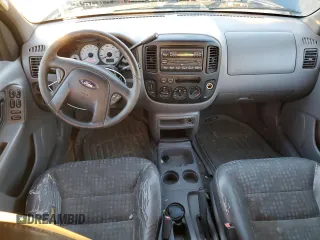 2001 Ford Escape XLS with VIN 1FMYU02141KE82552, listed as a Copart auction lot 78505184 with 223,429 mi miles and Salvage Title. Bid and sale history available at carsss.com. Image 8.