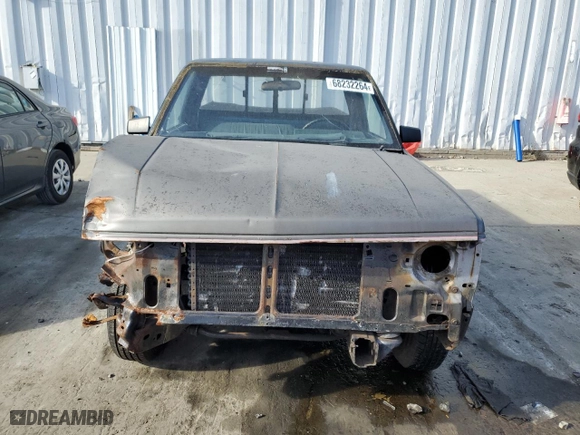 1990 Chevrolet S/T Pickup with VIN 1GCCS14E0L2115726, listed as a Copart auction lot 68232264 with NaN miles and Salvage Title. Bid and sale history available at carsss.com. Image 5.
