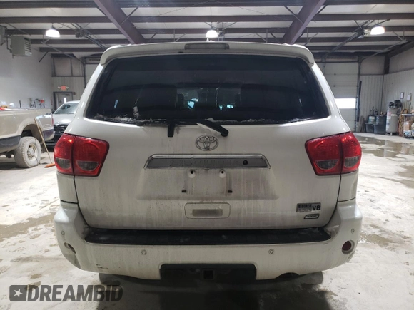 2014 Toyota Sequoia Platinum with VIN 5TDDW5G1XES105564, listed as a Copart auction lot 45019175 with 258,915 mi miles and Clean Title. Bid and sale history available at carsss.com. Image 6.