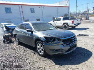 2010 Honda Accord Crosstour EX-L with VIN 5J6TF2H55AL010508, listed as a IAAI auction lot 41727348 with 151,720 mi miles. Bid and sale history available at carsss.com. Image 1.