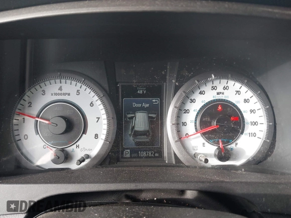 2015 Toyota Sienna SE with VIN 5TDXK3DC2FS540681, listed as a IAAI auction lot 41192481 with 108,782 mi miles and . Bid and sale history available at DreamBid. Image 7.