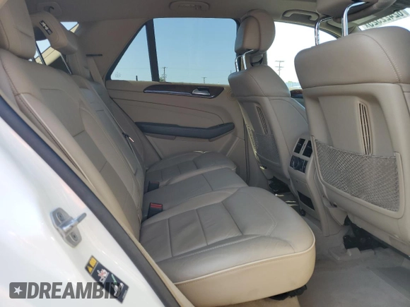 2013 Mercedes-Benz M 550 with VIN 4JGDA7DB8DA198390, listed as a Copart auction lot 62422525 with 121,954 mi miles and Clean title. Bid and sale history available at DreamBid. Image 11.