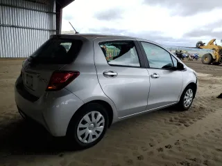 2016 Toyota Yaris L z VIN VNKKTUD3XGA069737, wystawiony jako Copart lot #56343635 z przebiegiem 149 487 mil mil oraz Szkody całkowita. Historia ofert i sprzedaży dostępna na DreamBid. Obrazek 3.
