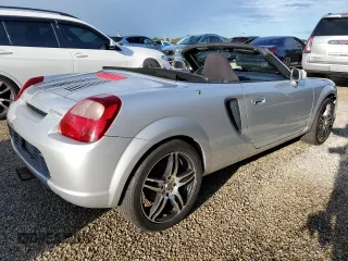 2001 Toyota MR2 z VIN JTDFR320410036287, wystawiony jako Copart lot #73851984 z przebiegiem Nie podano mil oraz Szkody całkowita. Historia ofert i sprzedaży dostępna na DreamBid. Obrazek 3.