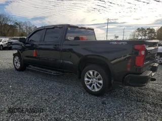 2019 Chevrolet Silverado 1500 Custom with VIN 1GCUYBEF7KZ268867, listed as a Copart auction lot 80945794 with 99,914 mi miles and Salvage Title. Bid and sale history available at DreamBid. Image 2.