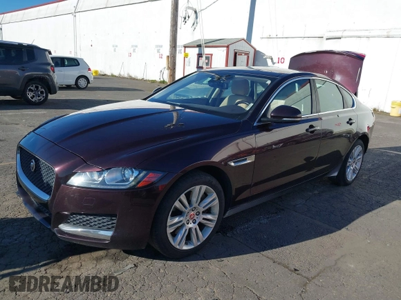 2016 Jaguar XF 35t Premium with VIN SAJBD4BV9GCY21749, listed as a IAAI auction lot 41430358 with 79,289 mi miles. Bid and sale history available at carsss.com. Image 17.
