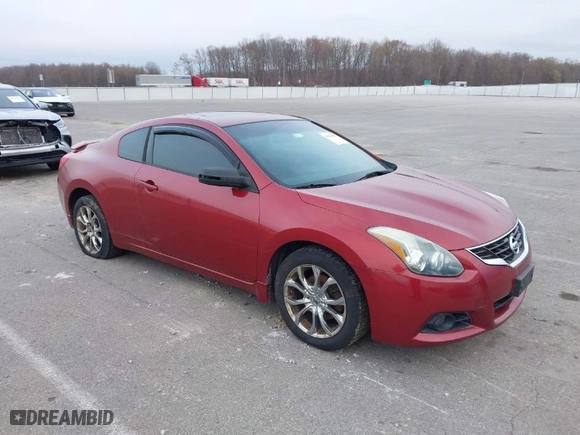 2013 Nissan Altima 2.5 S with VIN 1N4AL2EP4DC234214, listed as a IAAI auction lot 41944807 with 165,637 mi miles. Bid and sale history available at carsss.com. Image 1.