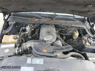 2002 Chevrolet Tahoe LS with VIN 1GNEK13Z52R295084, listed as a Copart auction lot 50594675 with 214,612 mi miles and Salvage Title. Bid and sale history available at carsss.com. Image 13.