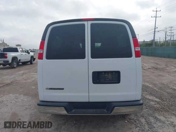 2020 Chevrolet Express Passenger LS with VIN 1GAZGNFG7L1241548, listed as a IAAI auction lot 42675352 with 9,651 mi miles and . Bid and sale history available at DreamBid. Image 16.