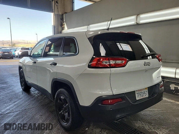 2016 Jeep Cherokee Sport z VIN 1C4PJLAB2GW354879, wystawiony jako IAAI lot #42714225 z przebiegiem 119 464 mil mil oraz . Historia ofert i sprzedaży dostępna na DreamBid. Obrazek 57.