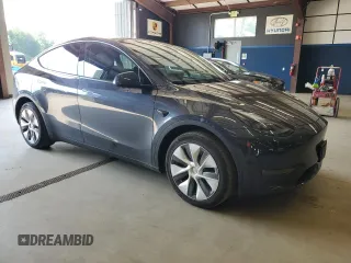 2024 Tesla Model Y Long Range z VIN 7SAYGDEE2RA246928, wystawiony jako Copart lot #60996035 z przebiegiem 19 266 mil mil oraz Szkoda całkowita • Salvage title. Historia ofert i sprzedaży dostępna na DreamBid. Obrazek 4.