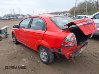 2008 Chevrolet Aveo LS with VIN KL1TD56618B052786, listed as a IAAI auction lot 40890445 with 164,714 mi miles and . Bid and sale history available at DreamBid. Image 3.
