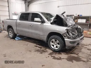 2019 Ram 1500 Big Horn/Lone Star with VIN 1C6SRFFT0KN800331, listed as a IAAI auction lot 41366628 with 184,842 mi miles. Bid and sale history available at carsss.com. Image 1.