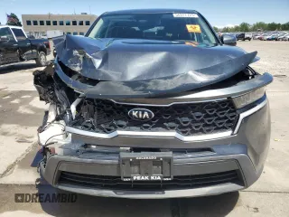 2021 Kia Sorento LX z VIN 5XYRGDLC4MG018310, wystawiony jako Copart lot #56917725 z przebiegiem 42 665 mil mil oraz Szkoda całkowita • Salvage title. Historia ofert i sprzedaży dostępna na DreamBid. Obrazek 5.