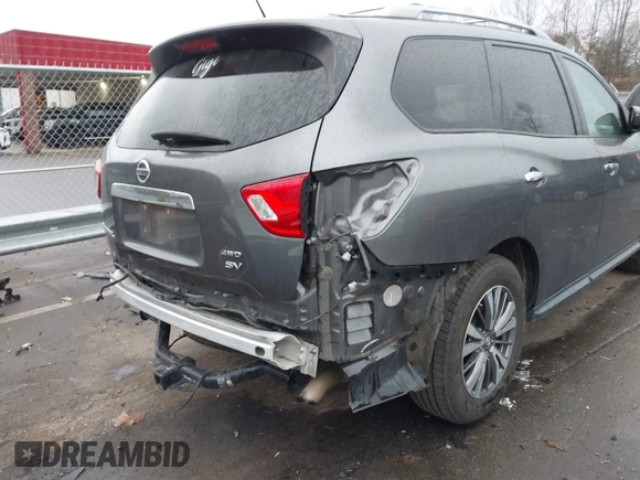 2018 Nissan Pathfinder S z VIN 5N1DR2MM5JC638871, wystawiony jako IAAI lot #41691038 z przebiegiem 96 284 mil mil oraz . Historia ofert i sprzedaży dostępna na DreamBid. Obrazek 6.