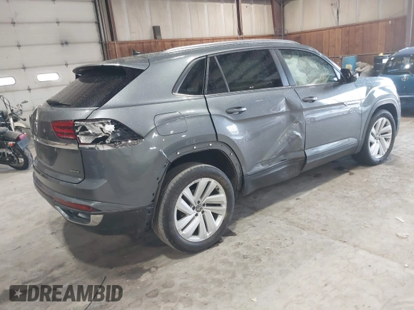 2023 Volkswagen Atlas SE with VIN 1V2KC2CA2PC207030, listed as a IAAI auction lot 42036106 with 38,368 mi miles and . Bid and sale history available at DreamBid. Image 4.
