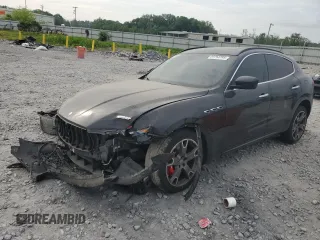 2017 Maserati Levante S with VIN ZN661YUS5HX230409, listed as a Copart auction lot 54262285 with 88,735 mi miles and Salvage title. Bid and sale history available at DreamBid. Image 1.