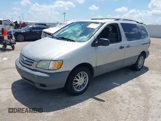 2003 Toyota Sienna CE z VIN 4T3ZF19C53U508778, wystawiony jako IAAI lot #42086544 z przebiegiem 236 152 mil mil oraz . Historia ofert i sprzedaży dostępna na DreamBid. Obrazek 2.