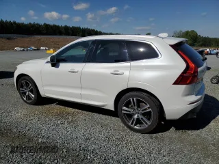 2020 Volvo XC60 Momentum z VIN YV4A22RK2L1589126, wystawiony jako Copart lot #51735925 z przebiegiem 42 212 mil mil oraz Szkoda całkowita • Salvage title. Historia ofert i sprzedaży dostępna na DreamBid. Obrazek 2.