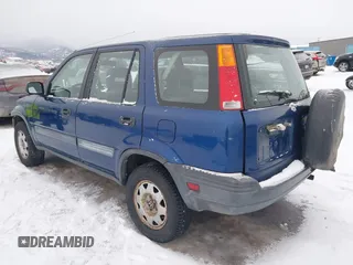 1998 Honda CR-V LX with VIN JHLRD1845WC074386, listed as a IAAI auction lot 41467972 with 194,635 mi miles. Bid and sale history available at carsss.com. Image 3.