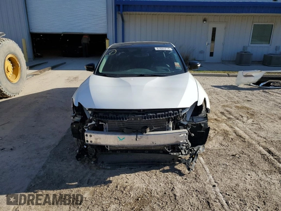 2017 Nissan Maxima S with VIN 1N4AA6AP3HC455327, listed as a Copart auction lot 81895214 with 97,632 mi miles and Non repairable. Bid and sale history available at DreamBid. Image 5.