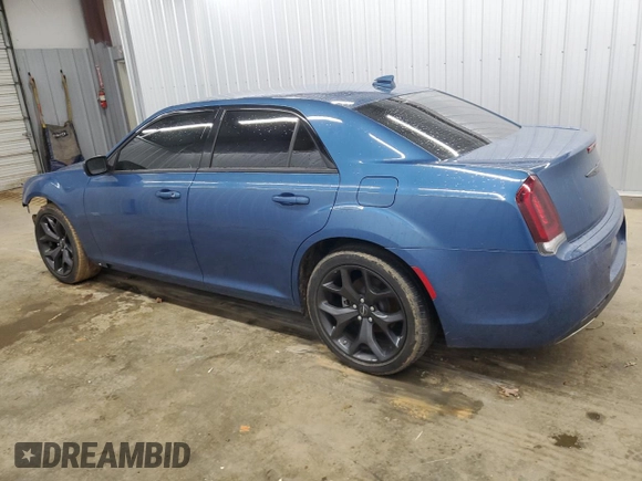 2022 Chrysler 300 Touring L with VIN 2C3CCADG6NH107644, listed as a Copart auction lot 85289554 with 14,238 mi miles and Clean Title. Bid and sale history available at carsss.com. Image 2.