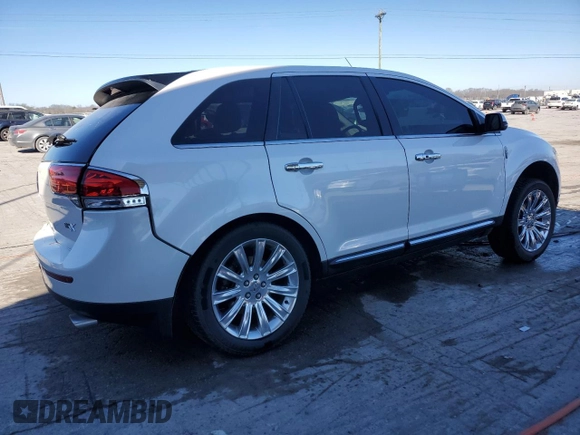 2013 Lincoln MKX with VIN 2LMDJ6JK8DBL60400, listed as a Copart auction lot 47014405 with 178,056 mi miles and Salvage Title. Bid and sale history available at carsss.com. Image 3.