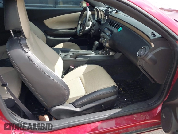 2011 Chevrolet Camaro 2LT с VIN 2G1FC1ED9B9121226, выставлен на аукционе IAAI как лот 42658550 с пробегом 115 695 миль миль и . История ставок и продаж доступна на DreamBid. Изображение 5.