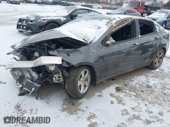 2016 Dodge Dart SXT z VIN 1C3CDFBB3GD661032, wystawiony jako IAAI lot #41613204 z przebiegiem Nie podano mil oraz . Historia ofert i sprzedaży dostępna na DreamBid. Obrazek 2.