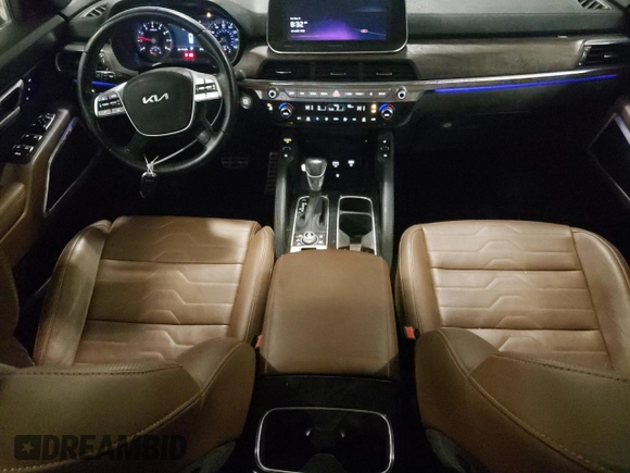 2022 Kia Telluride SX with VIN 5XYP5DHC3NG290774, listed as a Copart auction lot 44410995 with 31,588 mi miles and Salvage Title. Bid and sale history available at carsss.com. Image 8.