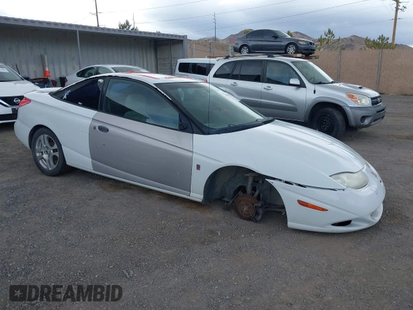 2002 Saturn SC z VIN 1G8ZR12762Z212309, wystawiony jako IAAI lot #41857740 z przebiegiem 204 209 mil mil oraz . Historia ofert i sprzedaży dostępna na DreamBid. Obrazek 1.